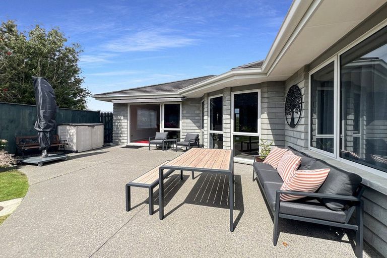 Photo of property in 65 Capriana Drive, Karaka, Papakura, 2113