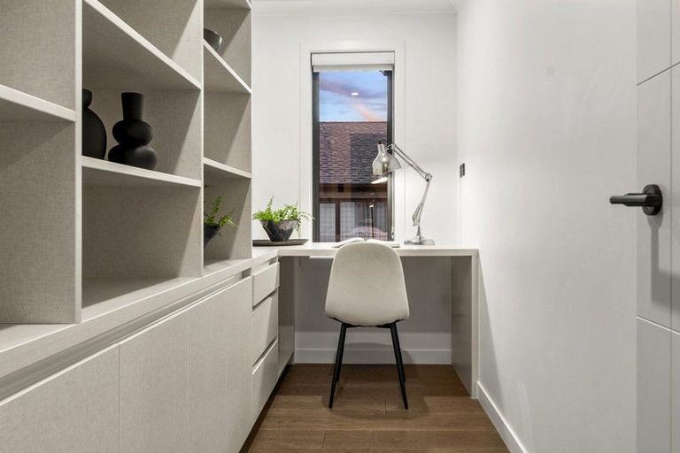 Photo of property in 5 Kina Place, Long Bay, Auckland, 0630