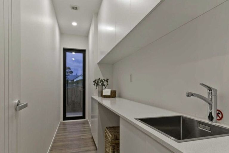 Photo of property in 21 Princes Street, Riverhead, 0820