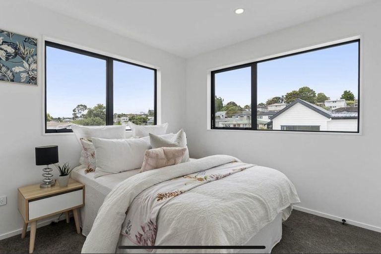 Photo of property in 6/81 Vodanovich Road, Te Atatu South, Auckland, 0610