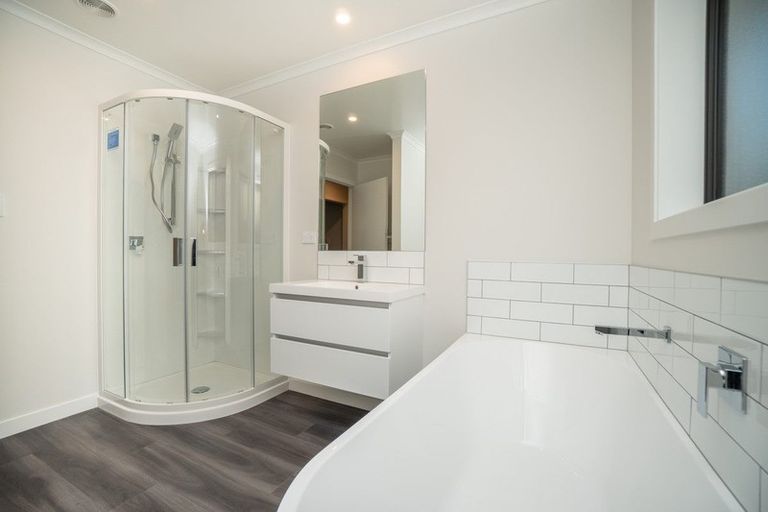 Photo of property in 6 Oldfield Lane, Marton, 4710