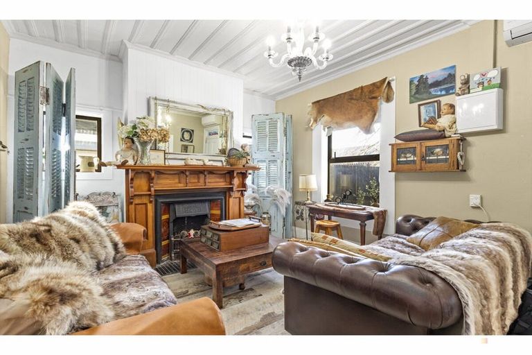 Photo of property in 23 South Terrace Road, Geraldine, 7930