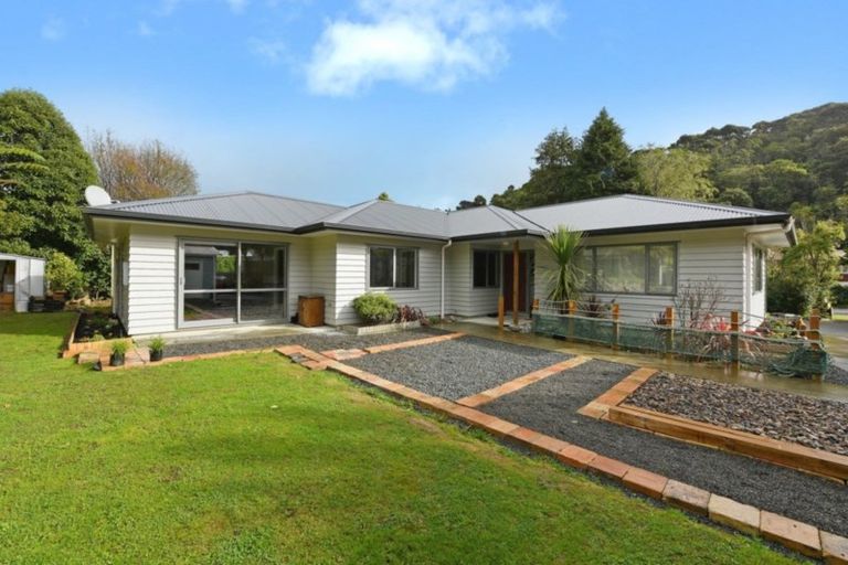 Photo of property in 110 Hair Street, Wainuiomata, Lower Hutt, 5014