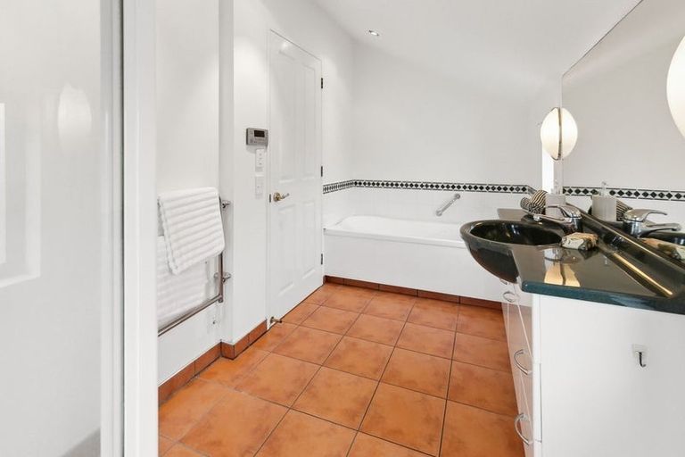 Photo of property in 5 Troy Street, Kilbirnie, Wellington, 6022