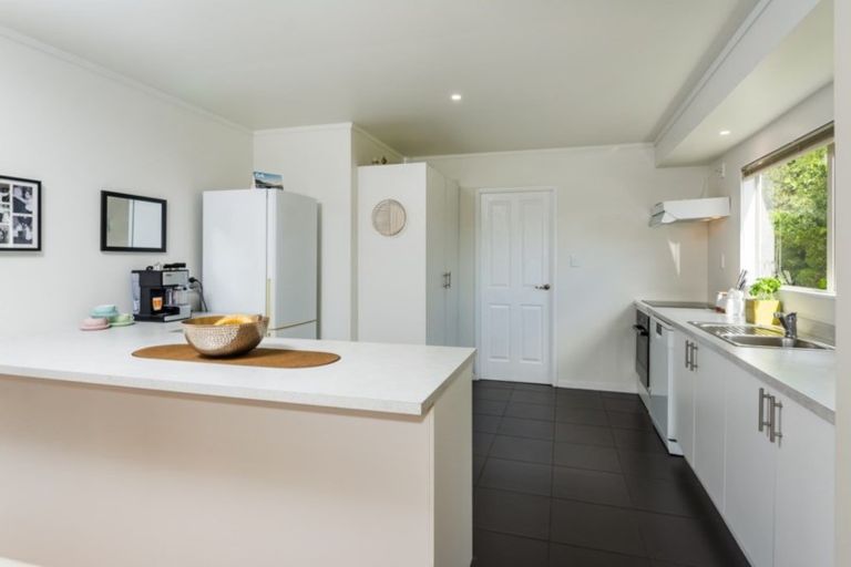Photo of property in 256 Birkdale Road, Birkdale, Auckland, 0626