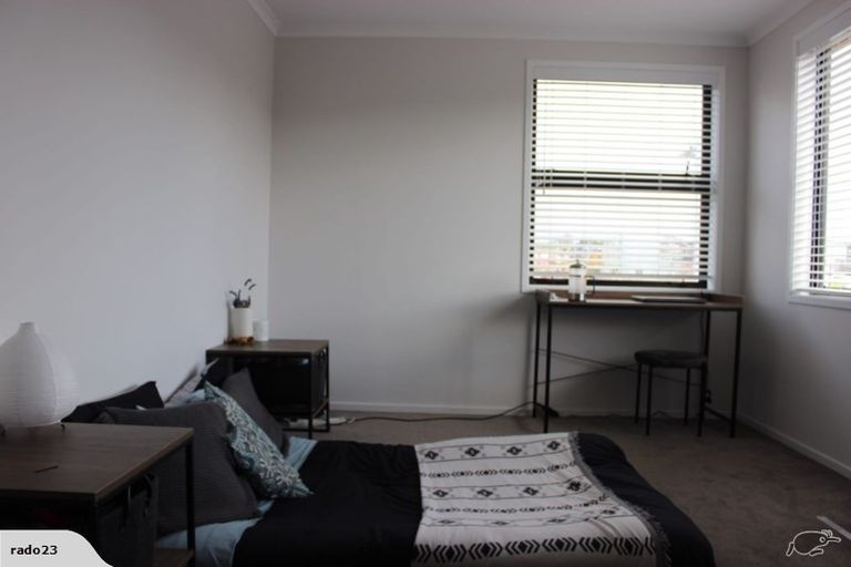 Photo of property in 2 Sidney Wallingford Way, Hobsonville, Auckland, 0616