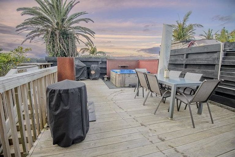 Photo of property in 10 Goffe Drive, Haruru, 0204