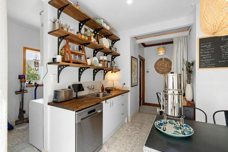 Photo of property in 32 York Street, Levin, 5510