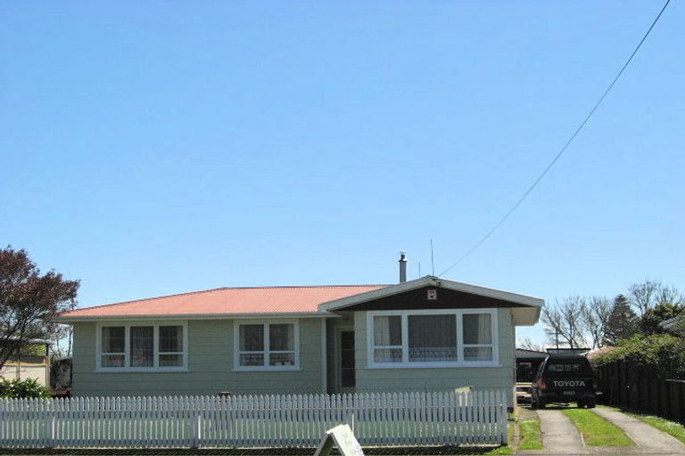 Photo of property in 12 Porritt Avenue, Huntly, 3700