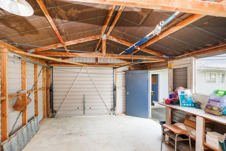 Photo of property in 3 Dalzien Place, Feilding, 4702