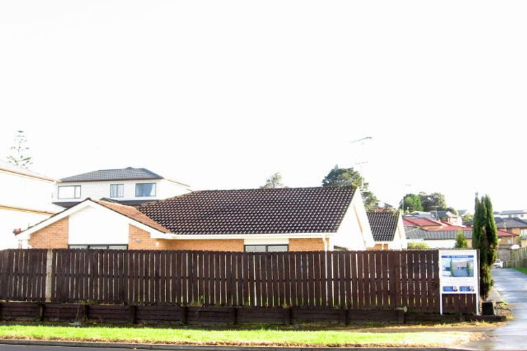 Photo of property in 1/124a Alfriston Road, Manurewa, Auckland, 2105