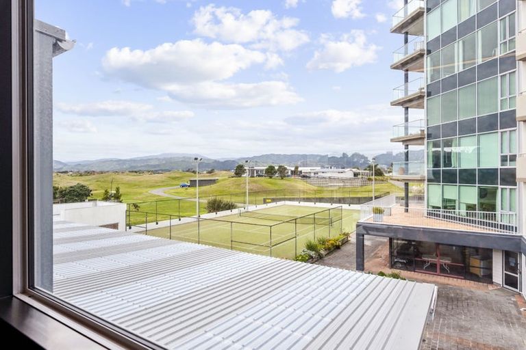 Photo of property in 384d Kapiti Road, Paraparaumu Beach, Paraparaumu, 5032