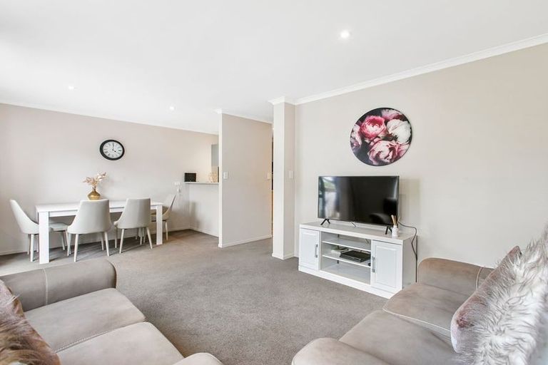 Photo of property in 186 Dawson Road, Flat Bush, Auckland, 2023