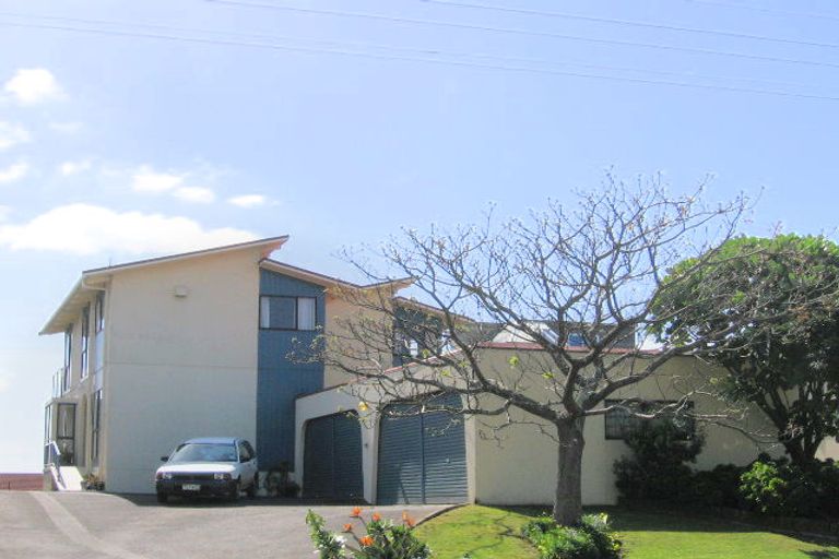 Photo of property in 4/375 Oceanbeach Road, Mount Maunganui, 3116
