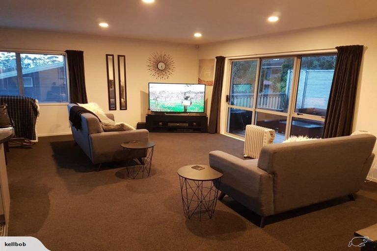 Photo of property in 7b Glenvar Road, Torbay, Auckland, 0630