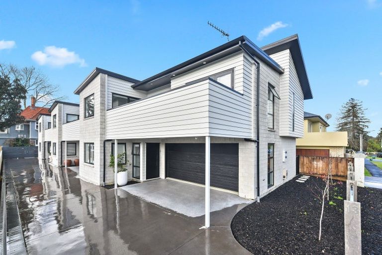 Photo of property in 13u1 Manning Street, Hamilton Central, Hamilton, 3204