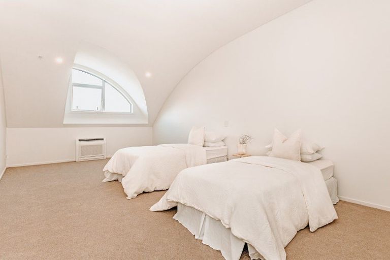 Photo of property in 1/4 Reads Quay, Gisborne, 4010