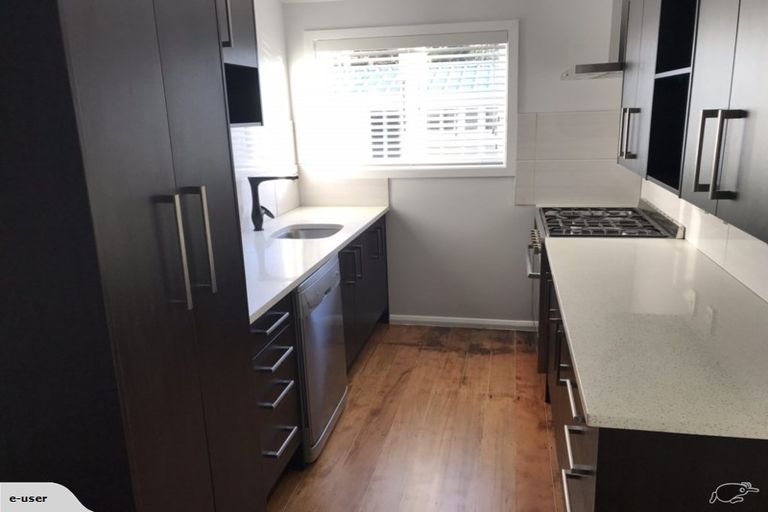 Photo of property in 30a Holland Street, Pukekohe, 2120