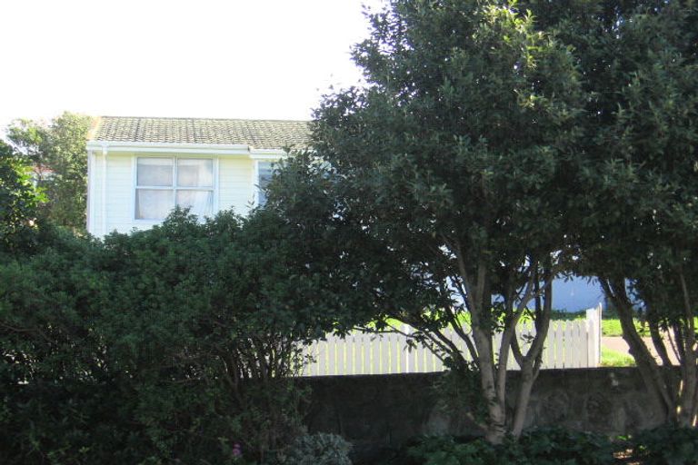 Photo of property in 102 Te Pene Avenue, Titahi Bay, Porirua, 5022