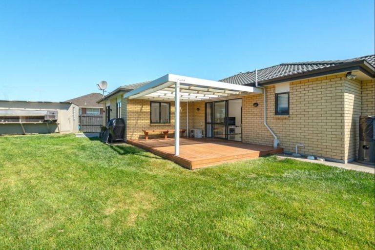 Photo of property in 7 Mcburney Place, Mangere East, Auckland, 2024