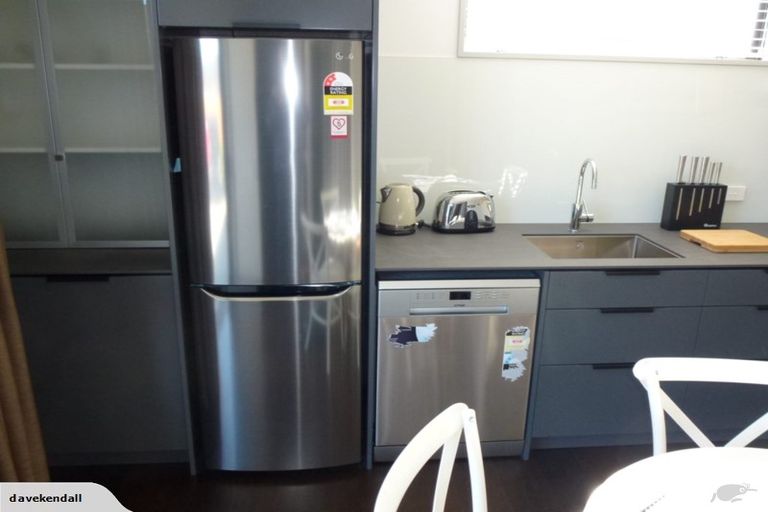 Photo of property in 52 Mount Linton Avenue, Wanaka, 9305