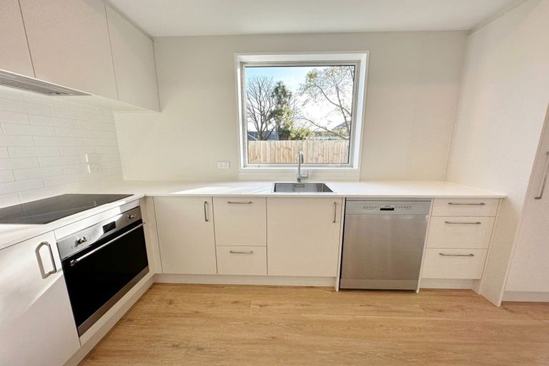 Photo of property in 4/27 Radnor Street, St Albans, Christchurch, 8014