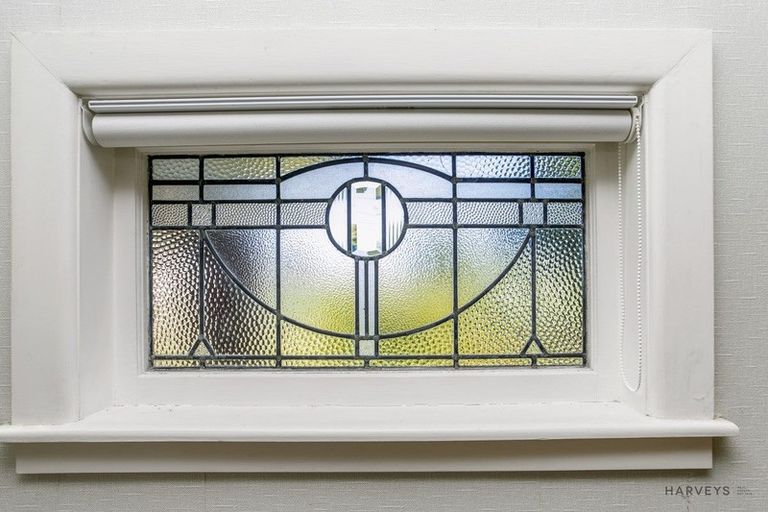 Photo of property in 30 Pleasant Road, Glen Eden, Auckland, 0602