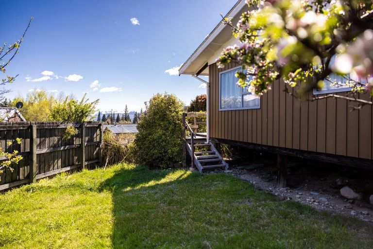 Photo of property in 19 Murray Place, Lake Tekapo, 7999