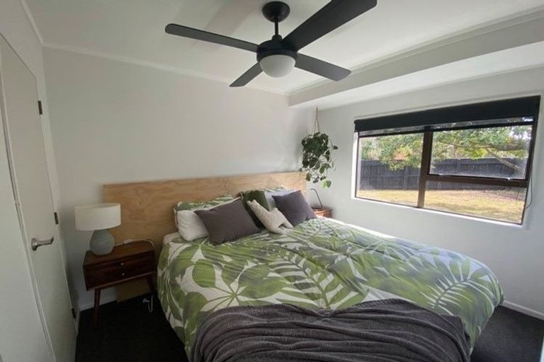 Photo of property in 75 Mazengarb Road, Paraparaumu Beach, Paraparaumu, 5032