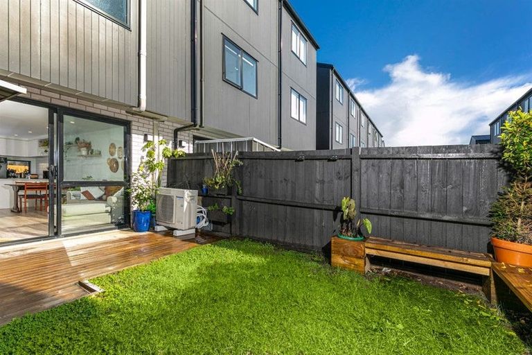 Photo of property in 56 Ivy Nola Way, Henderson, Auckland, 0612