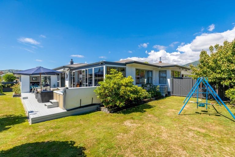 Photo of property in 8 Neale Avenue, Stoke, Nelson, 7011