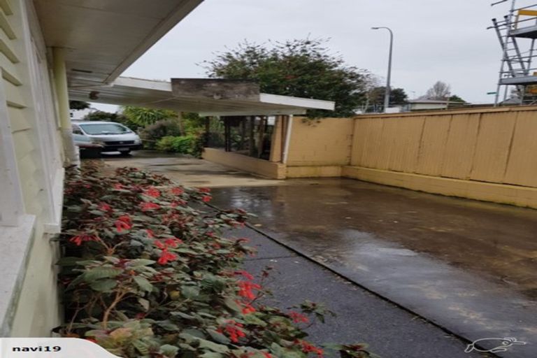 Photo of property in 72 Union Road, Howick, Auckland, 2014