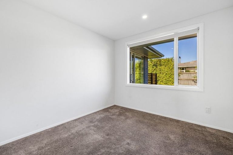 Photo of property in 4 Roswell Place, Islington, Christchurch, 8042