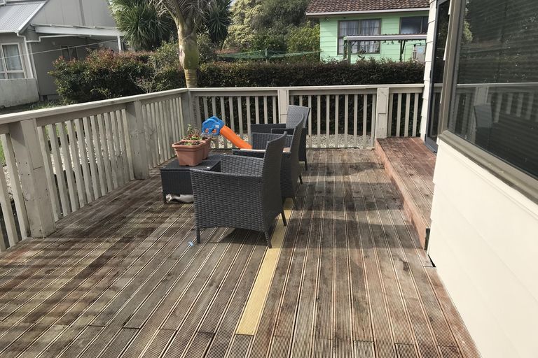 Photo of property in 4 Rotoma Rise, Clover Park, Auckland, 2019