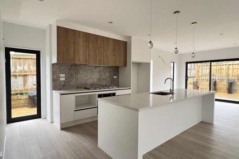 Photo of property in 105e Bond Crescent, Forrest Hill, Auckland, 0620