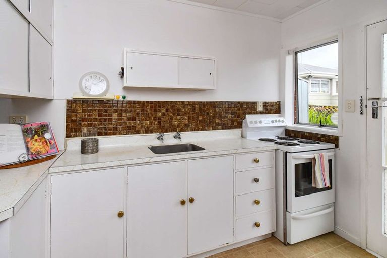 Photo of property in 2/26 James Road, Manurewa, Auckland, 2102