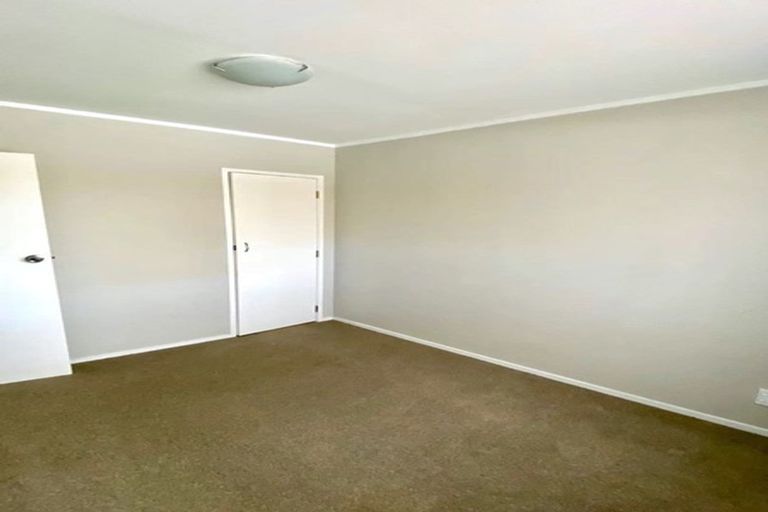 Photo of property in 114a Rosier Road, Glen Eden, Auckland, 0602