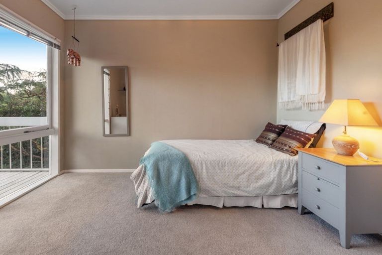 Photo of property in 14 Tensing Place, Khandallah, Wellington, 6035