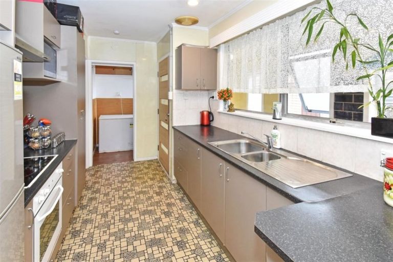 Photo of property in 54 Heybridge Street, Manurewa, Auckland, 2102