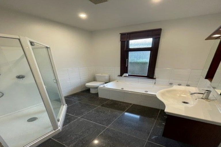 Photo of property in 76 North Parade, Richmond, Christchurch, 8013