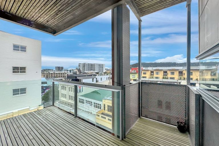 Photo of property in Cubana Apartments, 10/158u Cuba Street, Te Aro, Wellington, 6011