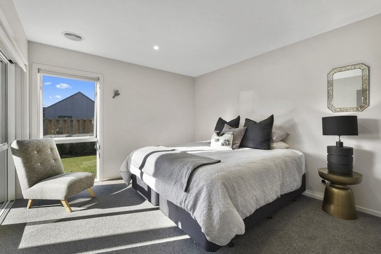 Photo of property in 60 Mount Linton Avenue, Wanaka, 9305