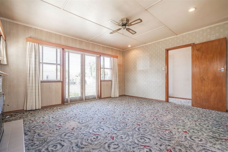 Photo of property in 11 Milton Street, Roslyn, Palmerston North, 4414