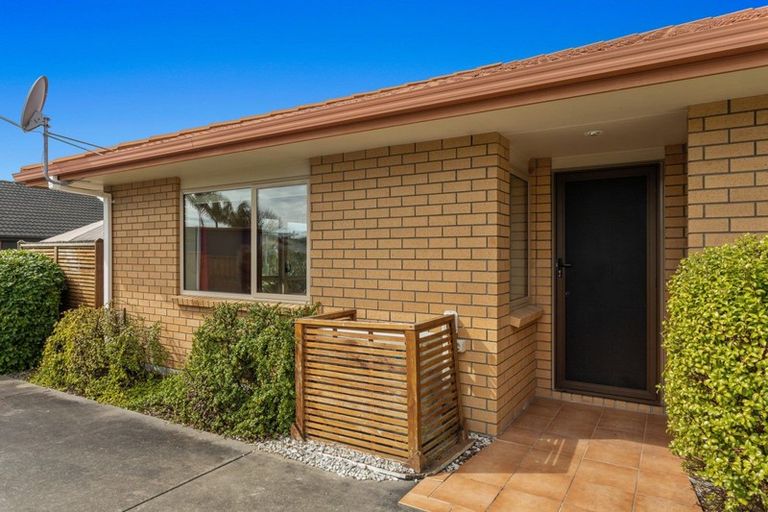 Photo of property in 26 Edgewater Grove, Whakatane, 3120