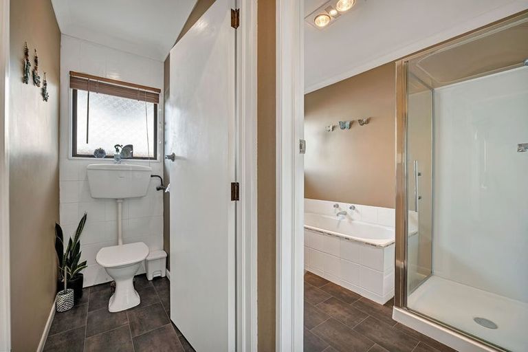 Photo of property in 18 Hartland Place, Welbourn, New Plymouth, 4312