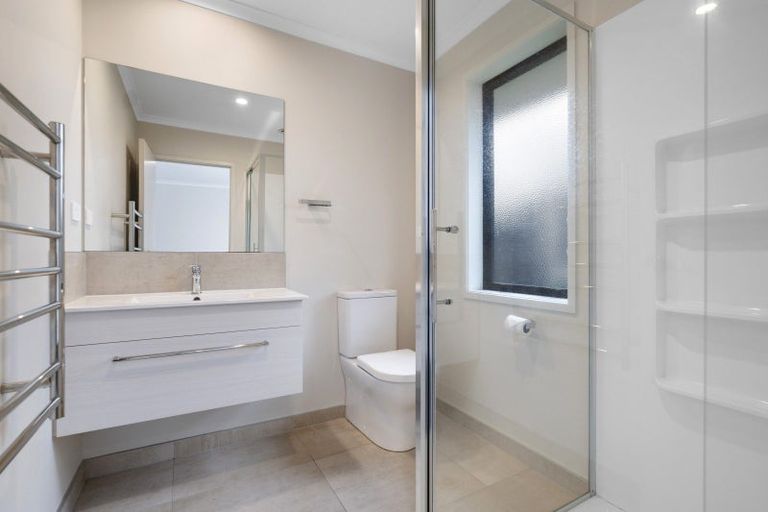 Photo of property in 25 Fearnley Grove, Pyes Pa, Tauranga, 3112