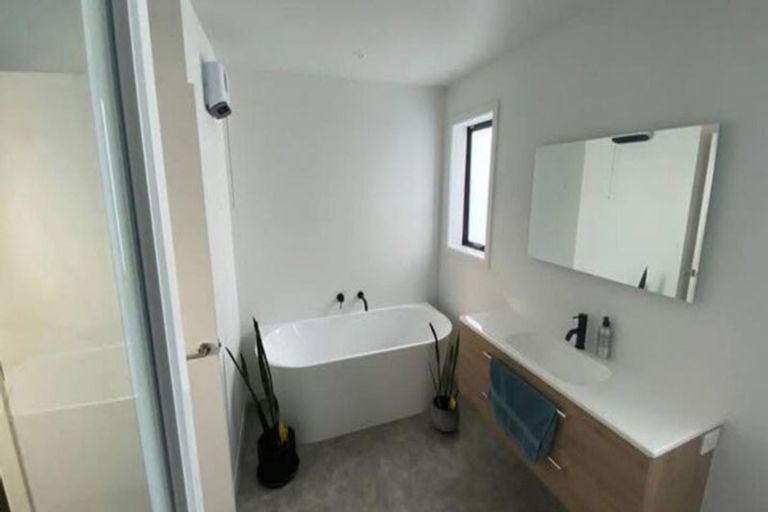 Photo of property in 70 Toni's Terrace, Lower Shotover, Queenstown, 9304