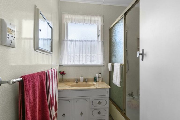 Photo of property in 16 Manutuke Street, Wainuiomata, Lower Hutt, 5014