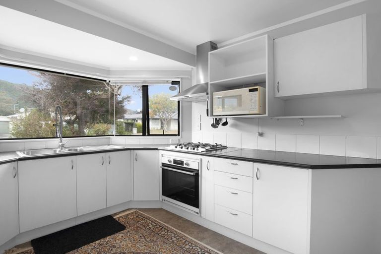 Photo of property in 14a Belvedere Avenue, Waikanae, 5036
