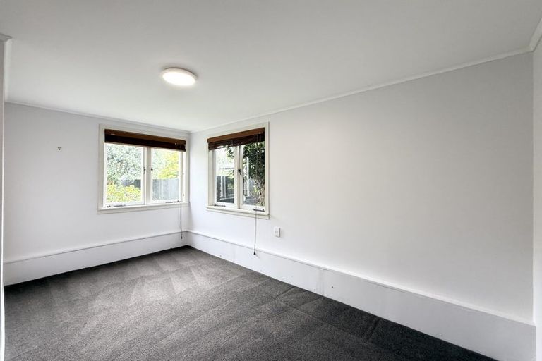 Photo of property in 10 Castleton Street, Birkdale, Auckland, 0626
